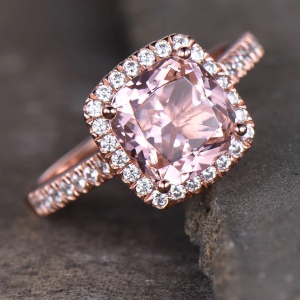 PEACH PINK MORGANITE in Sterling Silver